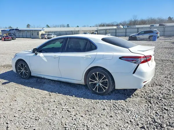 4T1B11HKXKU721192 2019 TOYOTA CAMRY - Image 2