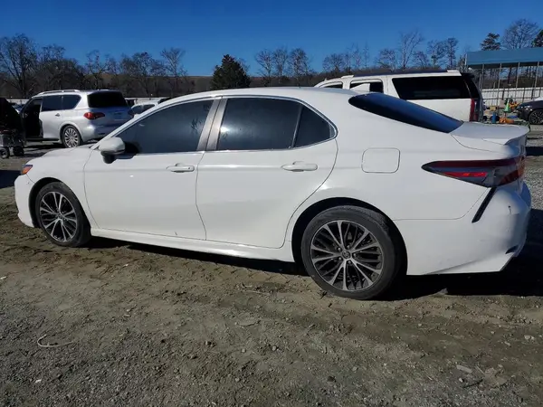 4T1B11HKXKU722567 2019 TOYOTA CAMRY - Image 2