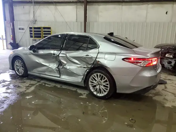 4T1B11HKXKU723086 2019 TOYOTA CAMRY - Image 2