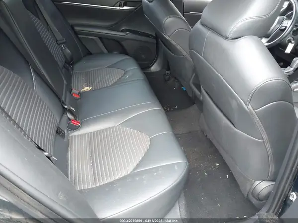 4T1B11HKXKU723766 2019 TOYOTA CAMRY - Image 8