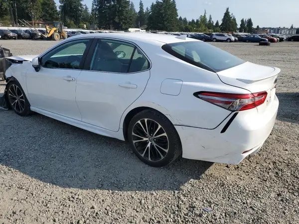 4T1B11HKXKU725808 2019 TOYOTA CAMRY - Image 2