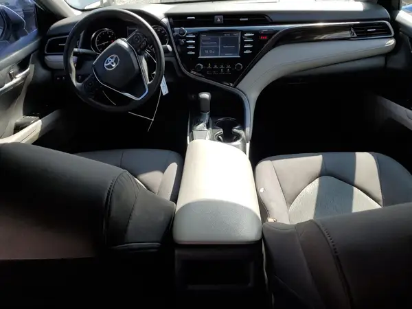 4T1B11HKXKU726487 2019 TOYOTA CAMRY - Image 8