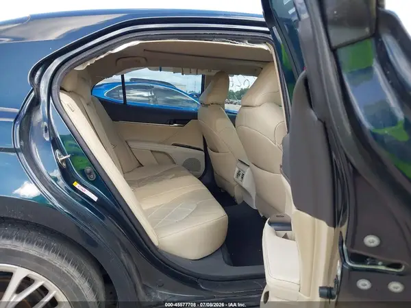 4T1B11HKXKU727252 2019 TOYOTA CAMRY - Image 8