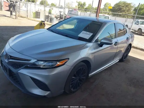 4T1B11HKXKU727705 2019 TOYOTA CAMRY - Image 2