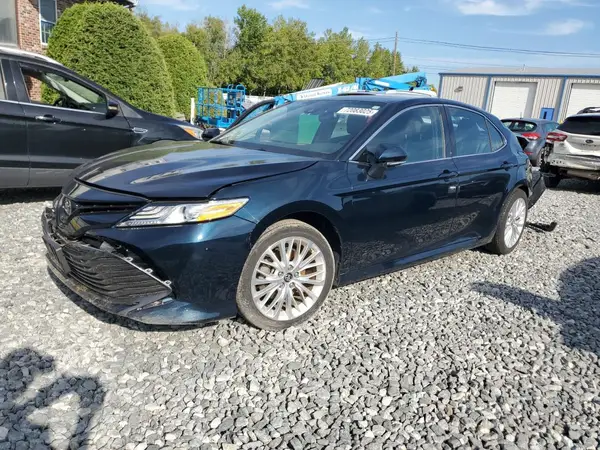 4T1B11HKXKU731902 2019 TOYOTA CAMRY - Image 1