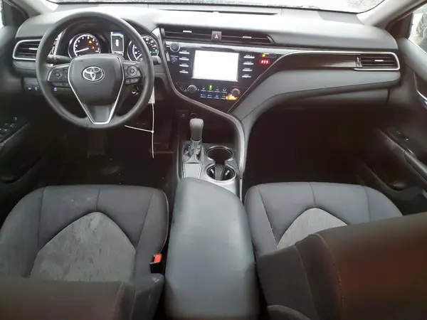 4T1B11HKXKU732533 2019 TOYOTA CAMRY - Image 8