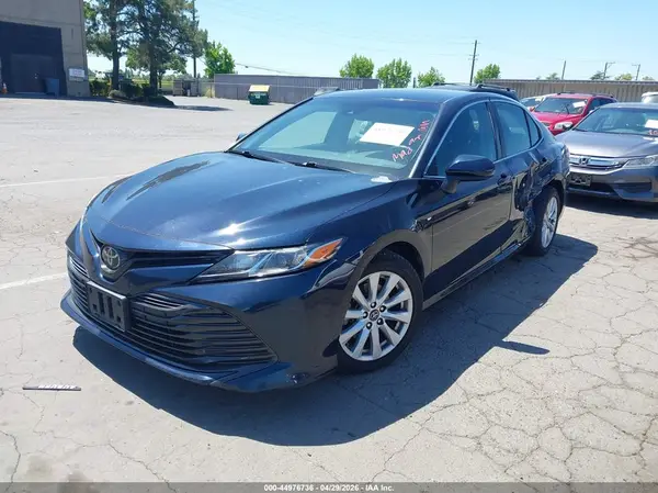 4T1B11HKXKU733908 2019 TOYOTA CAMRY - Image 2