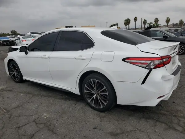 4T1B11HKXKU734010 2019 TOYOTA CAMRY - Image 2