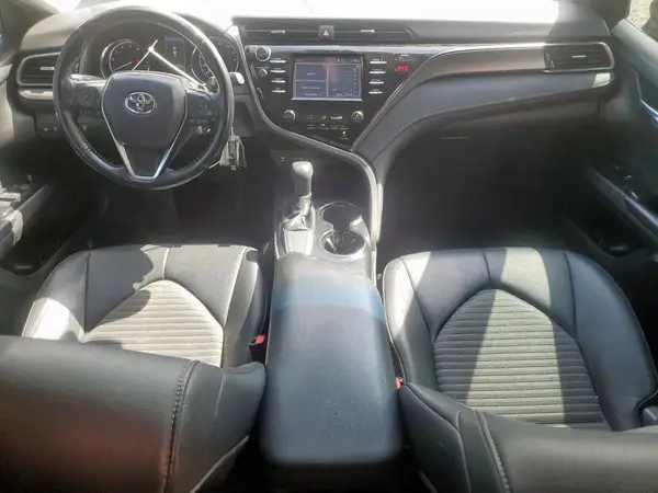 4T1B11HKXKU738414 2019 TOYOTA CAMRY - Image 8