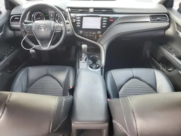 4T1B11HKXKU739689 2019 TOYOTA CAMRY - Image 8
