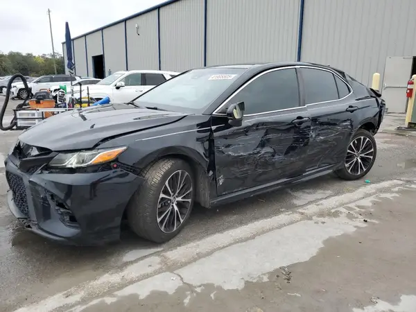 4T1B11HKXKU740194 2019 TOYOTA CAMRY - Image 1