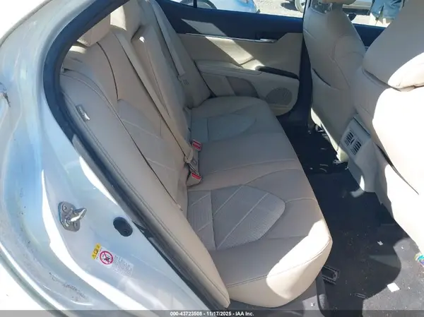 4T1B11HKXKU740356 2019 TOYOTA CAMRY - Image 8