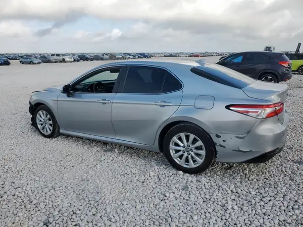 4T1B11HKXKU741359 2019 TOYOTA CAMRY - Image 2