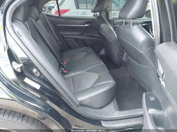 4T1B11HKXKU741748 2019 TOYOTA CAMRY - Image 8