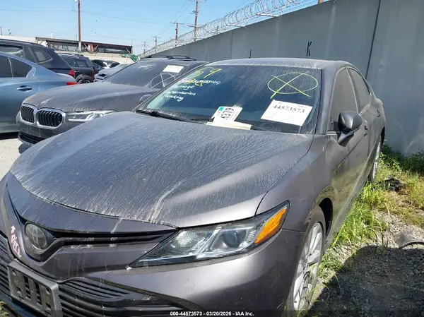 4T1B11HKXKU741751 2019 TOYOTA CAMRY - Image 2