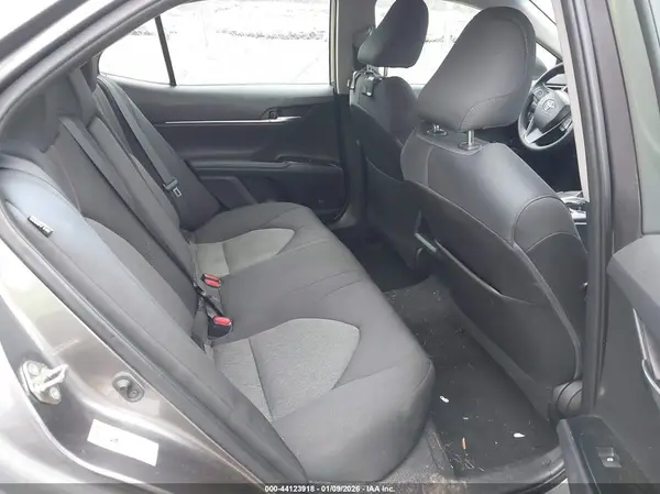 4T1B11HKXKU748537 2019 TOYOTA CAMRY - Image 8