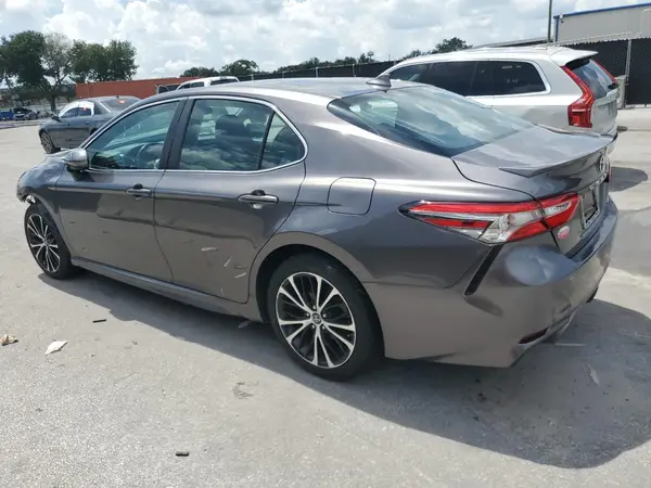 4T1B11HKXKU752653 2019 TOYOTA CAMRY - Image 2