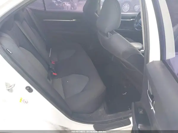 4T1B11HKXKU754533 2019 TOYOTA CAMRY - Image 8