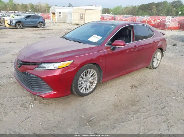 4T1B11HKXKU755875 2019 TOYOTA CAMRY - Image 2