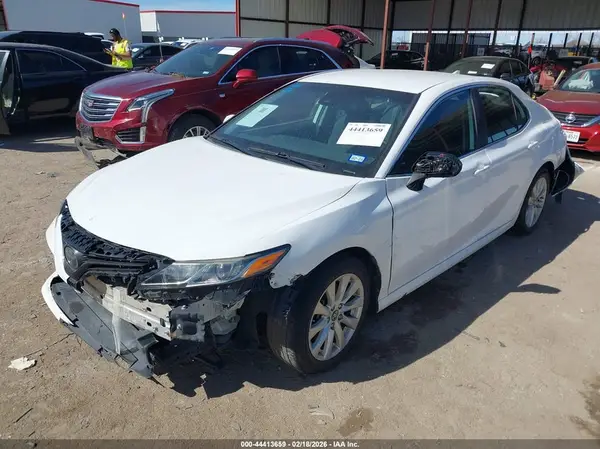 4T1B11HKXKU757576 2019 TOYOTA CAMRY - Image 2
