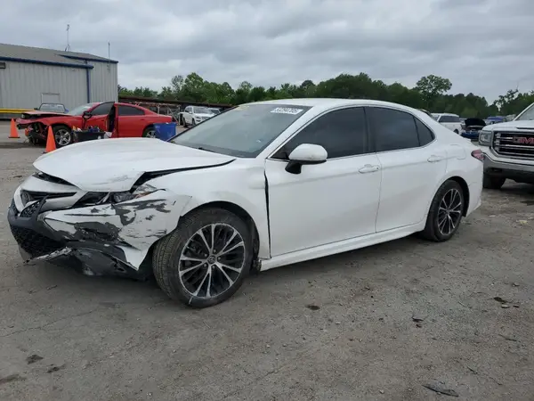 4T1B11HKXKU758016 2019 TOYOTA CAMRY - Image 1
