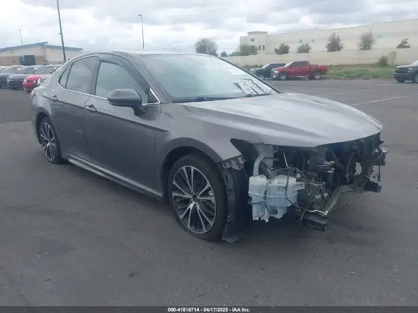 4T1B11HKXKU767735 2019 TOYOTA CAMRY - Image 1