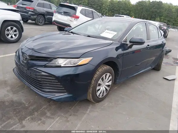 4T1B11HKXKU768531 2019 TOYOTA CAMRY - Image 2