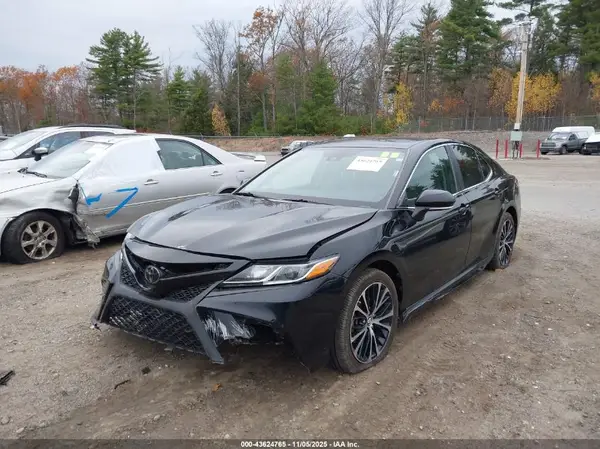 4T1B11HKXKU770649 2019 TOYOTA CAMRY - Image 2
