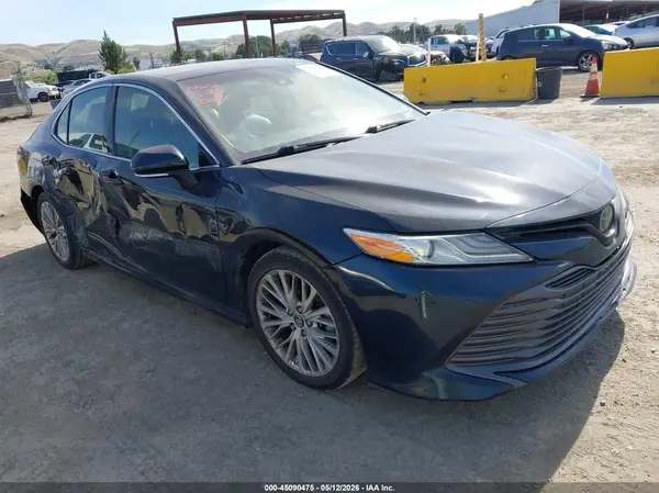 4T1B11HKXKU771221 2019 TOYOTA CAMRY - Image 1