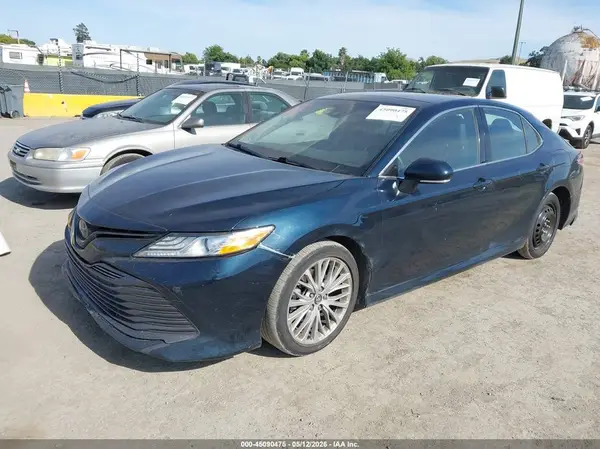 4T1B11HKXKU771221 2019 TOYOTA CAMRY - Image 2
