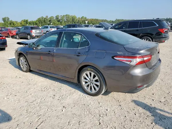 4T1B11HKXKU773003 2019 TOYOTA CAMRY - Image 2