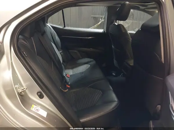 4T1B11HKXKU773549 2019 TOYOTA CAMRY - Image 8