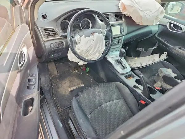 4T1B11HKXKU779934 2019 TOYOTA CAMRY - Image 8