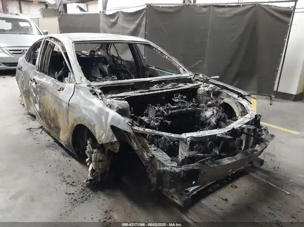 4T1B11HKXKU782476 2019 TOYOTA CAMRY - Image 1