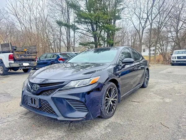 4T1B11HKXKU785796 2019 TOYOTA CAMRY - Image 2