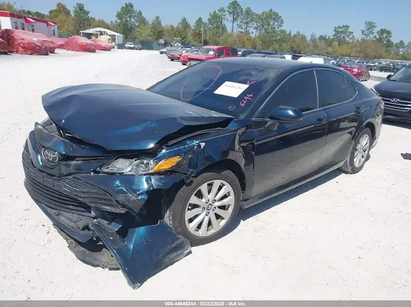 4T1B11HKXKU786706 2019 TOYOTA CAMRY - Image 2