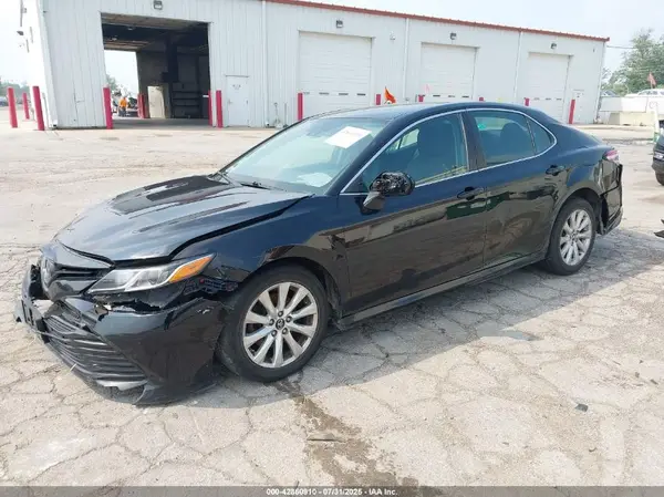 4T1B11HKXKU789671 2019 TOYOTA CAMRY - Image 2