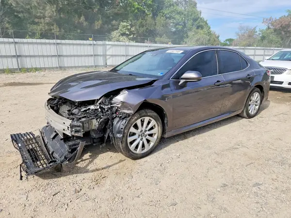 4T1B11HKXKU791260 2019 TOYOTA CAMRY - Image 1