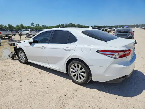 4T1B11HKXKU792411 2019 TOYOTA CAMRY - Image 2