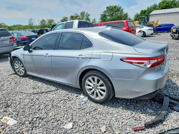 4T1B11HKXKU799763 2019 TOYOTA CAMRY - Image 2