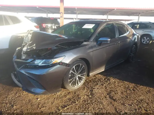 4T1B11HKXKU800829 2019 TOYOTA CAMRY - Image 2