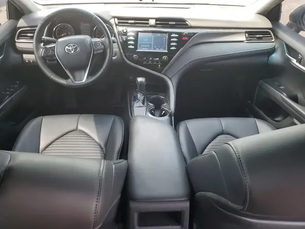 4T1B11HKXKU802032 2019 TOYOTA CAMRY - Image 8