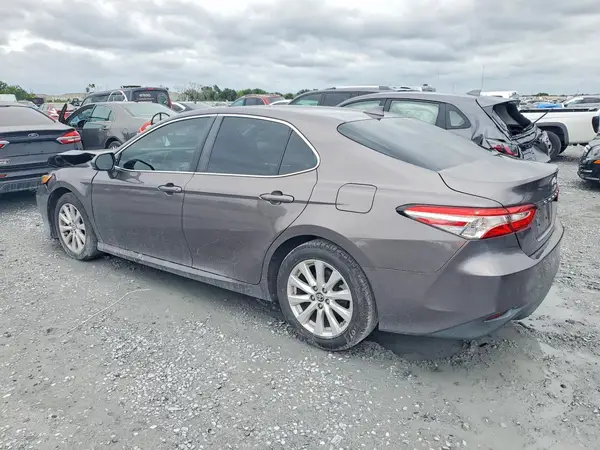 4T1B11HKXKU803794 2019 TOYOTA CAMRY - Image 2