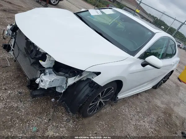 4T1B11HKXKU804671 2019 TOYOTA CAMRY - Image 2