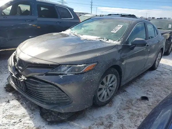 4T1B11HKXKU807263 2019 TOYOTA CAMRY - Image 1