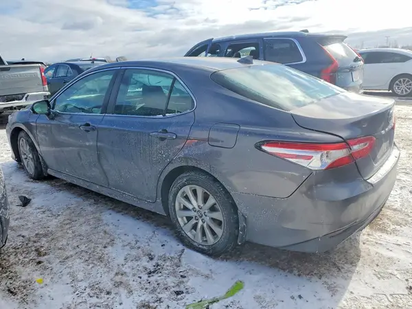 4T1B11HKXKU807263 2019 TOYOTA CAMRY - Image 2