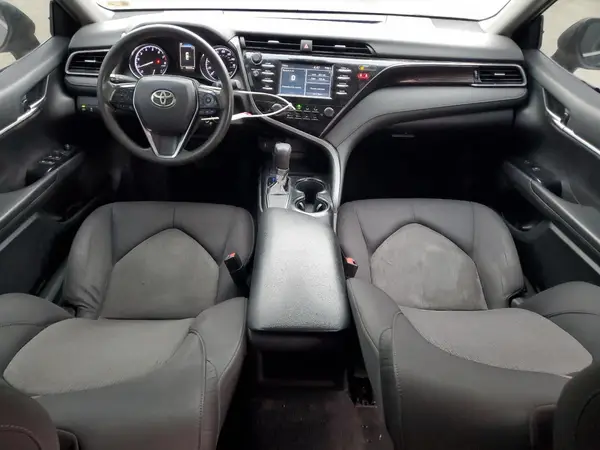 4T1B11HKXKU809773 2019 TOYOTA CAMRY - Image 8