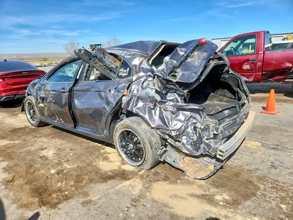 4T1B11HKXKU810888 2019 TOYOTA CAMRY - Image 2