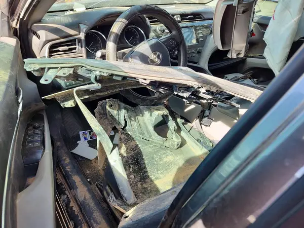 4T1B11HKXKU810888 2019 TOYOTA CAMRY - Image 8