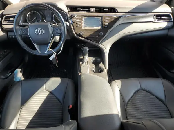 4T1B11HKXKU813869 2019 TOYOTA CAMRY - Image 8